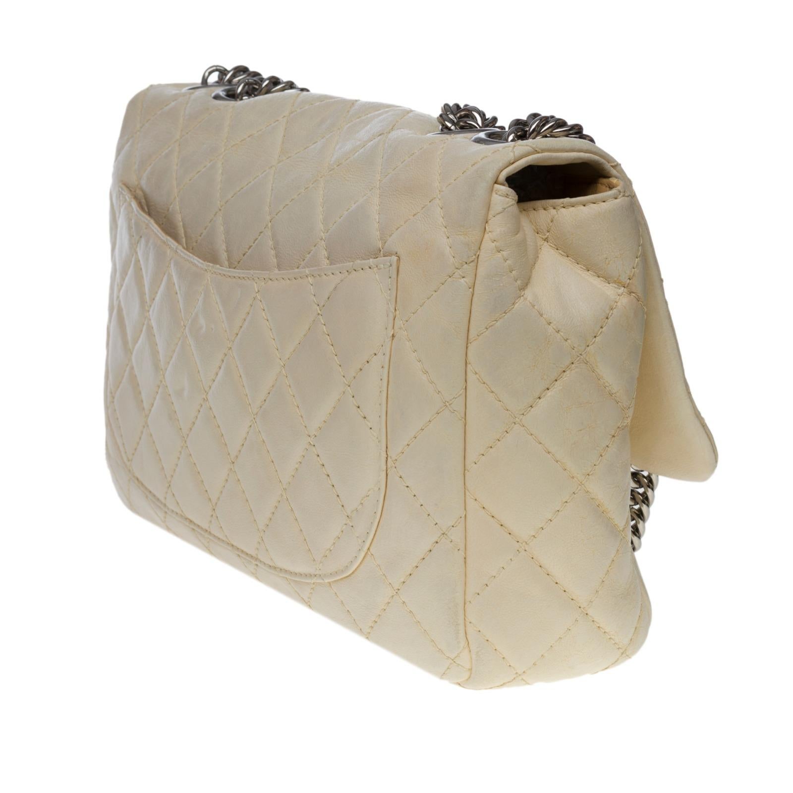 Women's Chanel Timeless/Classique Jumbo Flap bag handbag in ecru quilted lambskin, SHW For Sale
