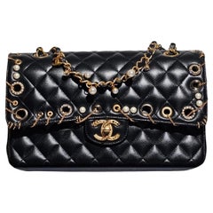 Chanel Timeless Classique Piercing Chic limited edition. Pearls&Gold ellements