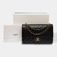 CHANEL Timeless/Classique Shoulder Bag