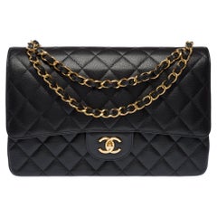 CHANEL Timeless/Classique Shoulder Bag