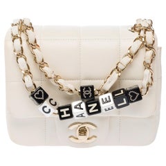 CHANEL Timeless/Classique Shoulder Bag White