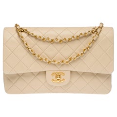 Chanel Timeless double flap Medium Shoulder bag in beige quilted leather, GHW