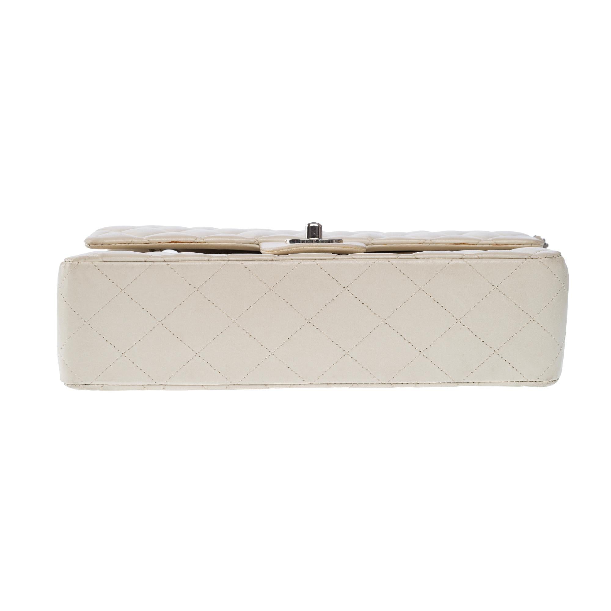 Chanel Timeless double flap shoulder bag in Beige lambskin Quilted leather, PHW For Sale 6