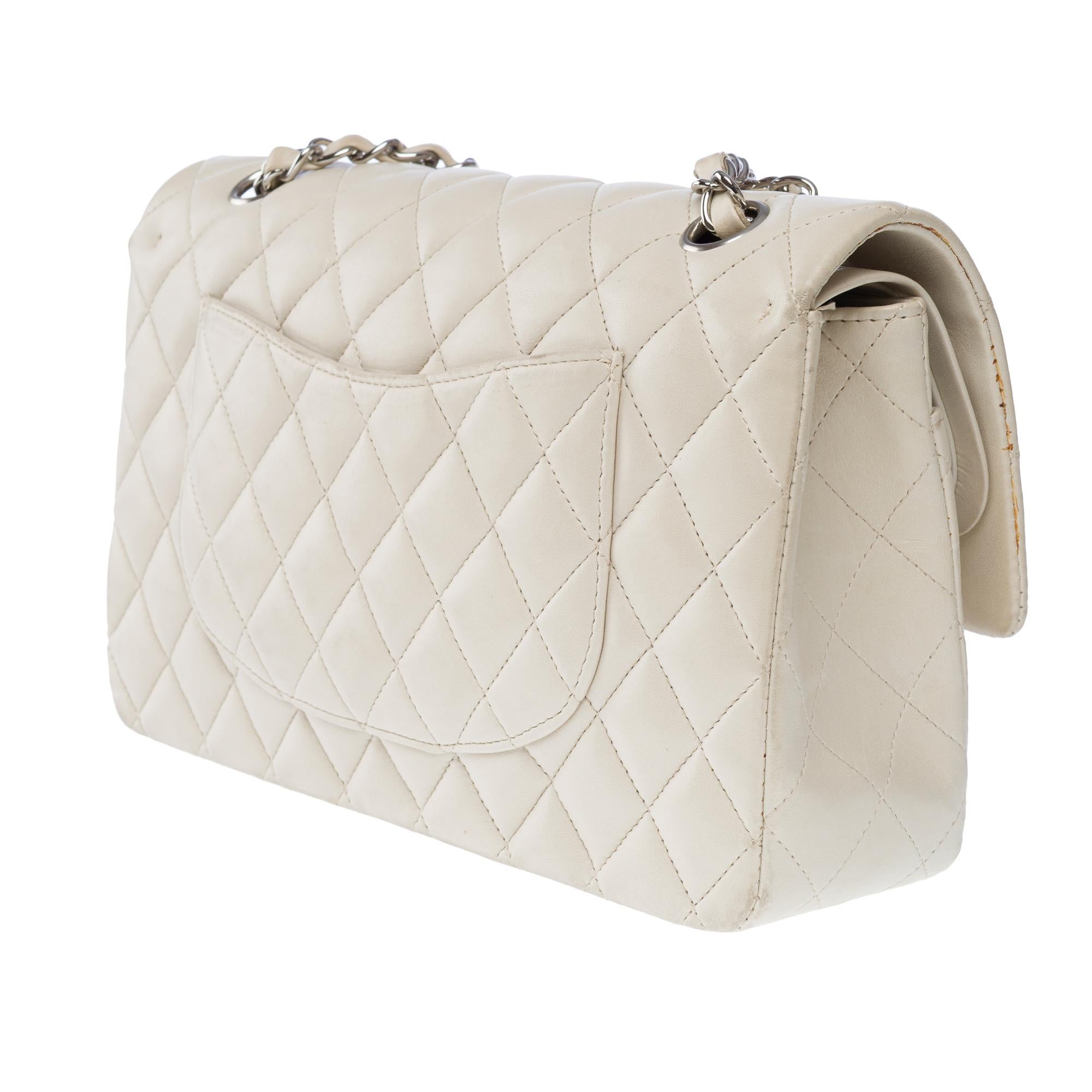 Chanel Timeless double flap shoulder bag in Beige lambskin Quilted leather, PHW For Sale 1