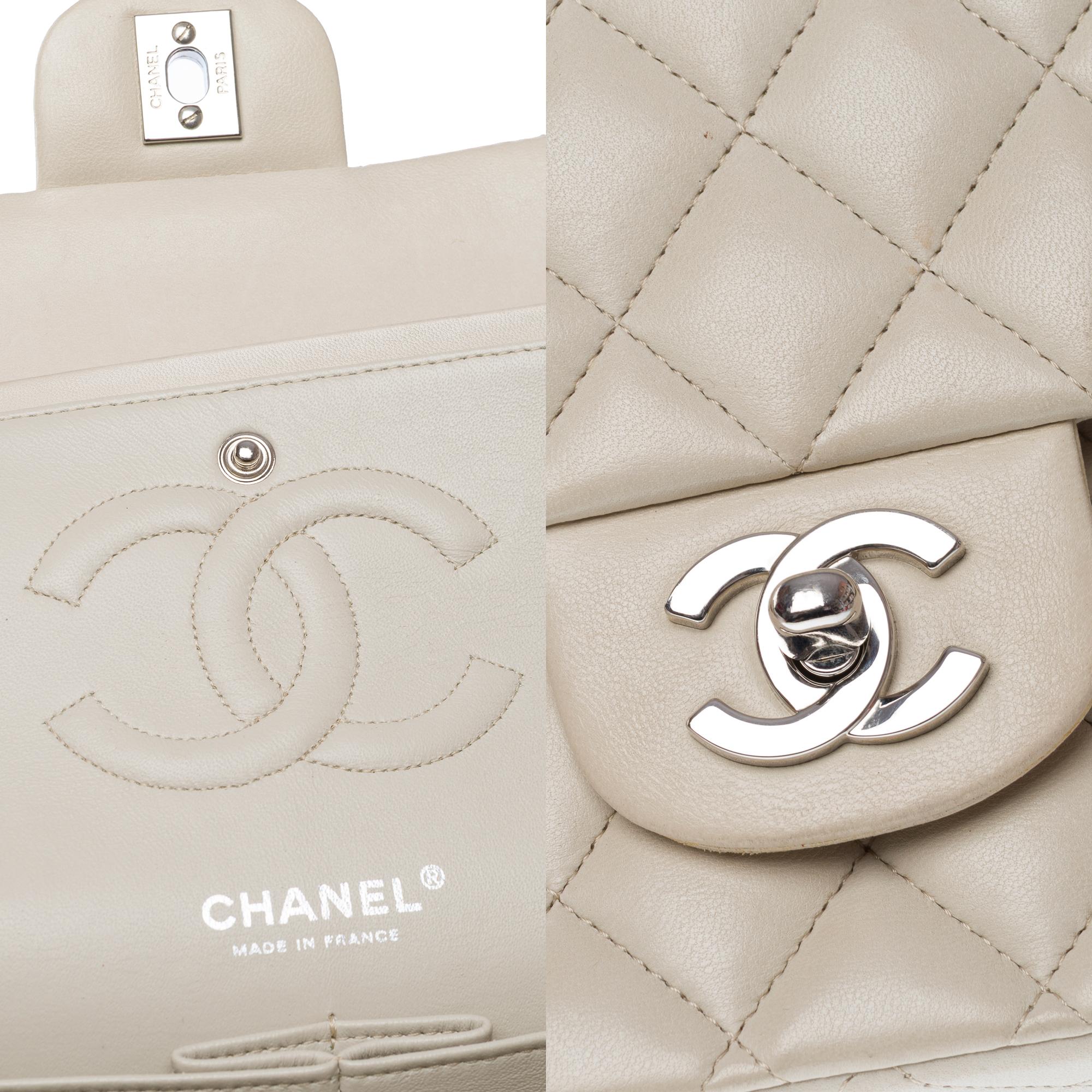 Chanel Timeless double flap shoulder bag in Beige lambskin Quilted leather, PHW For Sale 2