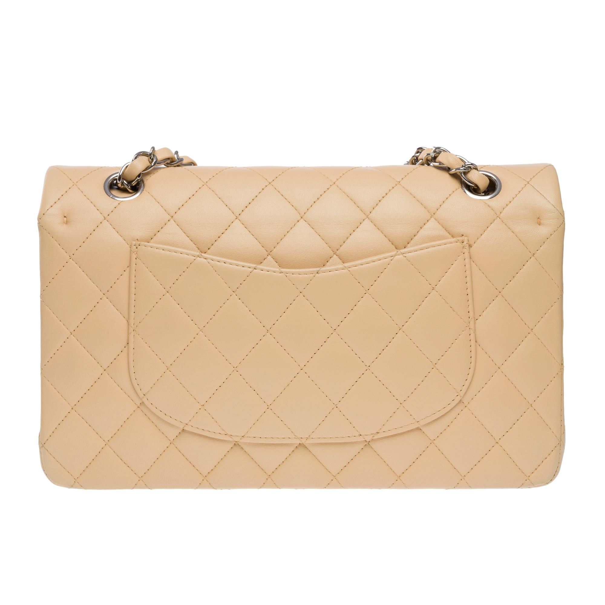 Women's Chanel Timeless double flap shoulder bag in beige quilted lambskin leather, SHW For Sale
