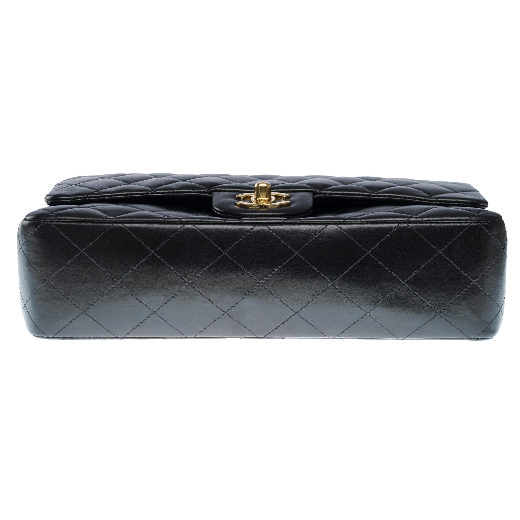 Chanel Timeless double flap shoulder bag in Black lambskin Quilted leather, GHW 7