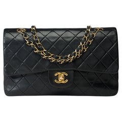 Chanel Timeless, borsa a tracolla con doppia patta in pelle di agnello trapuntata nera, GHW