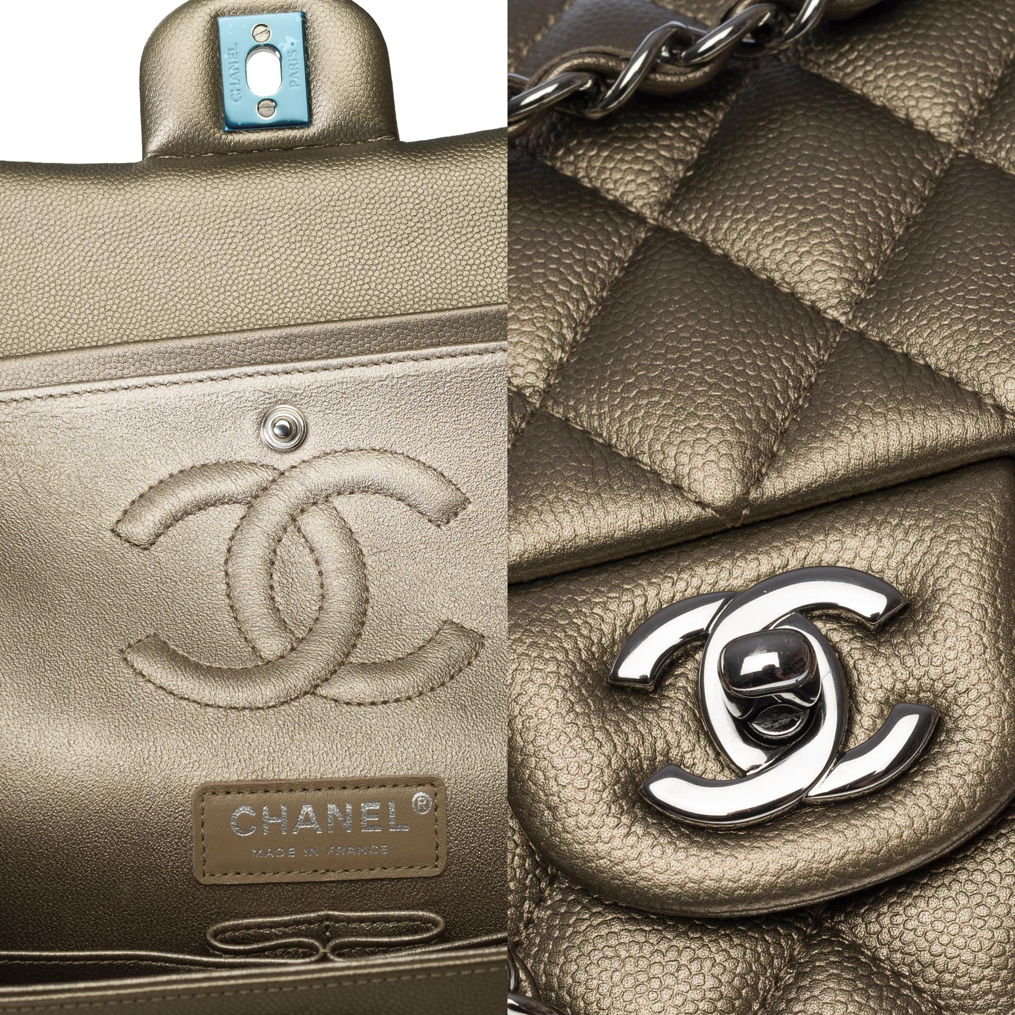 Chanel Timeless double flap shoulder bag in Bronze caviar quilted leather, SHW 3