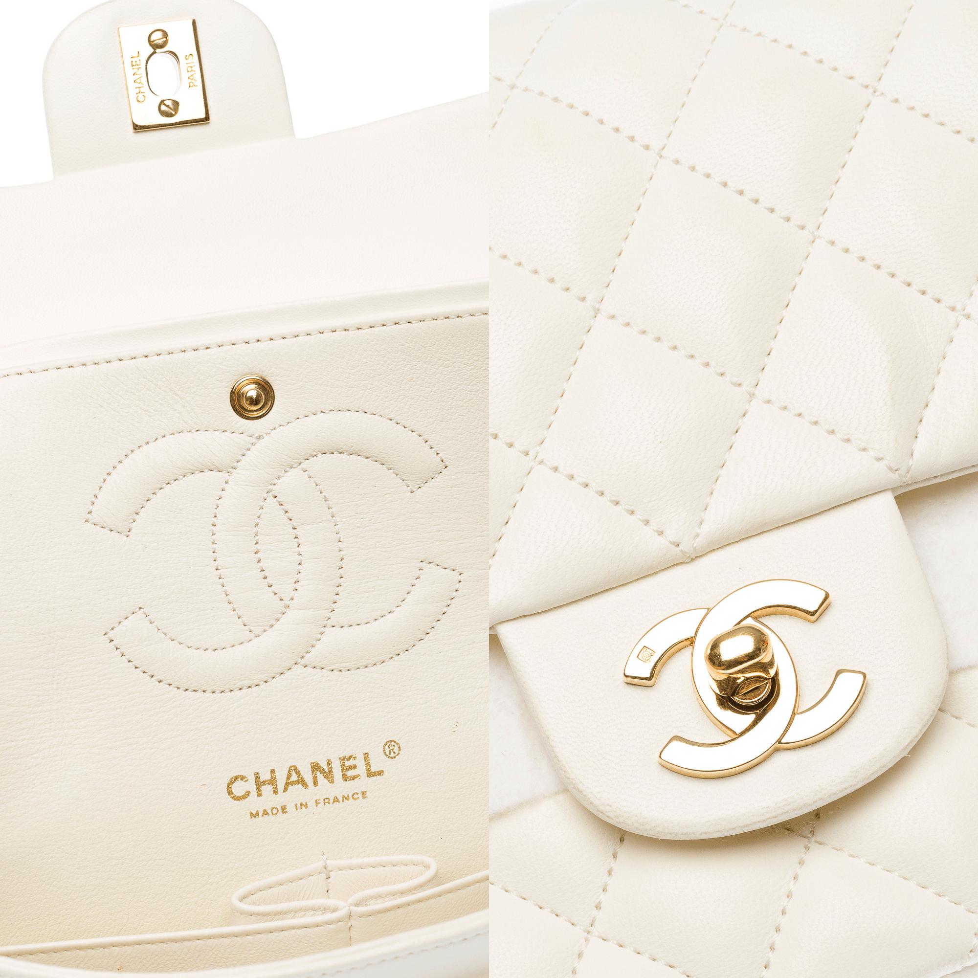 Chanel Timeless double flap shoulder bag in off-white quilted lamb leather, GHW For Sale 2