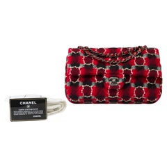 Chanel Timeless double flap shoulder bag in Red, gray & black quilted Tweed, SHW