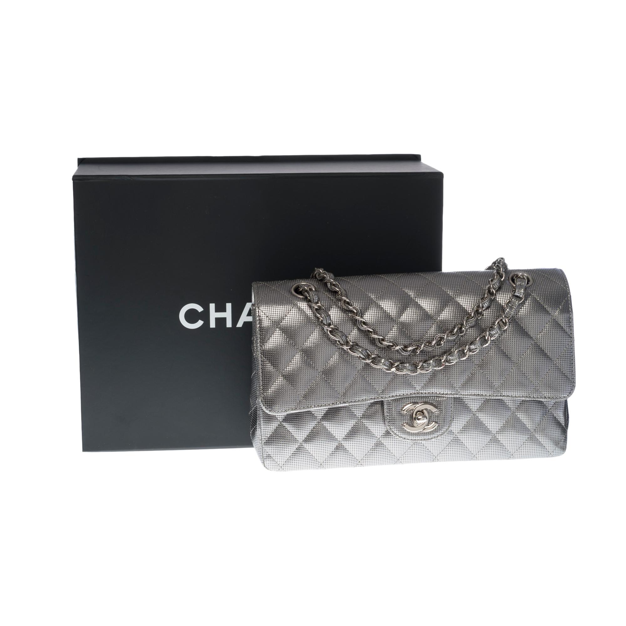Chanel Timeless double flap Shoulder bag in Silver Metal quilted leather, SHW 8
