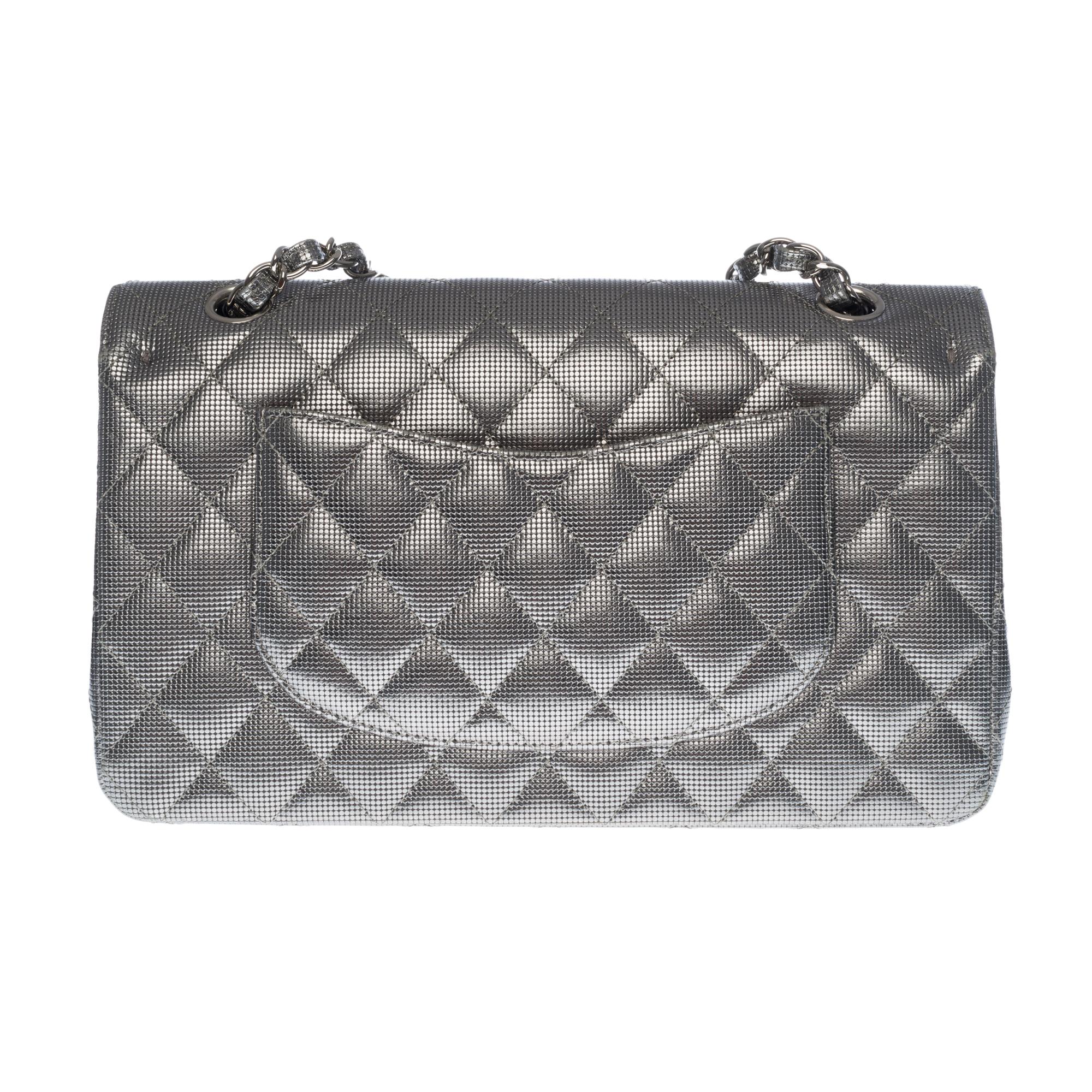 Rare & Stunning Chanel Timeless Medium 25cm Double Flap Silver Metallic Quilted Leather Handbag, Silver Metal hardware, Silver Metal Chain Handle Interwoven with Silver Leather for Hand or Shoulder Support
Silver metal flap closure
Patch pocket on