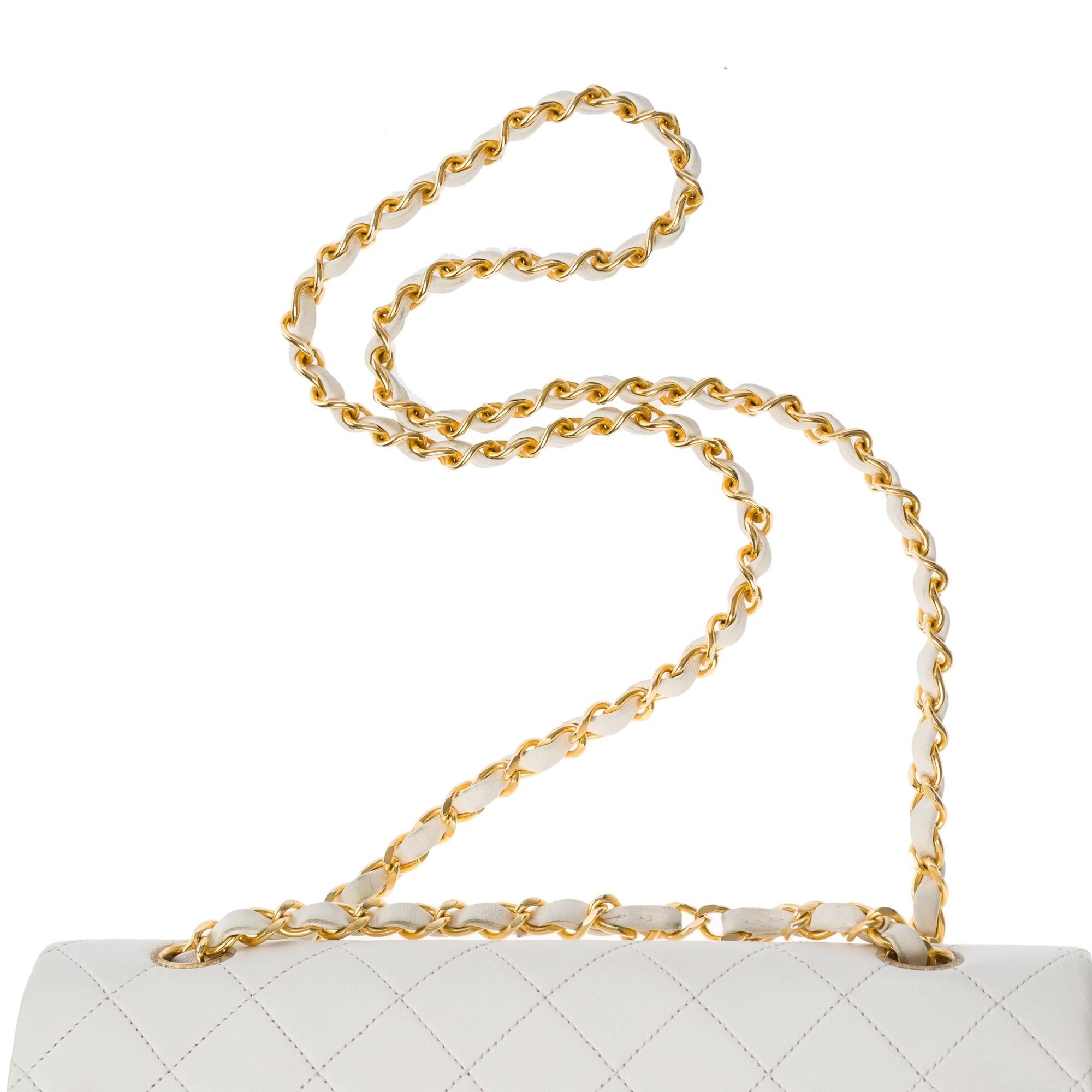Chanel Timeless Double flap shoulder bag in White Quilted Lambskin leather, GHW 6