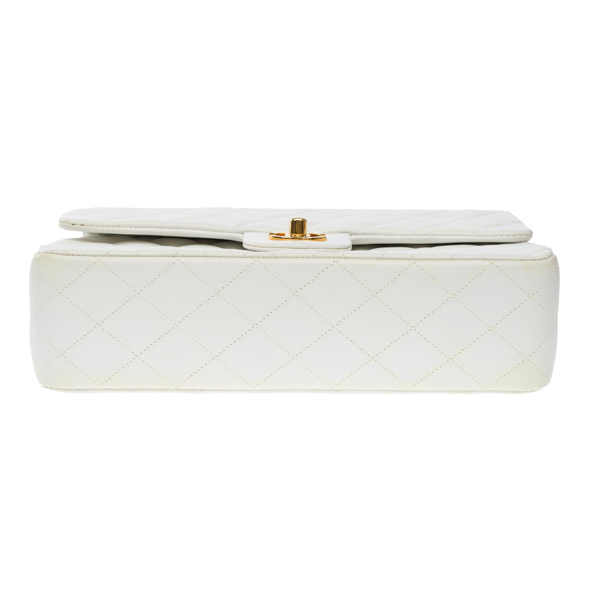 Chanel Timeless Double flap shoulder bag in White Quilted Lambskin leather, GHW 6