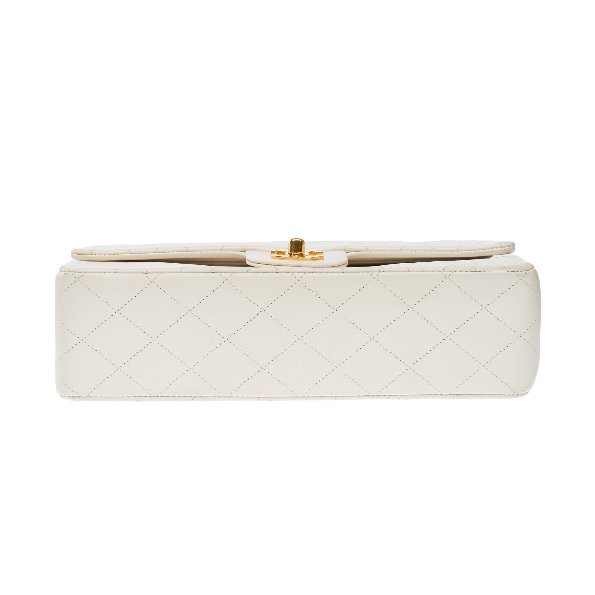 Chanel Timeless Double flap shoulder bag in White Quilted Lambskin leather, GHW 7