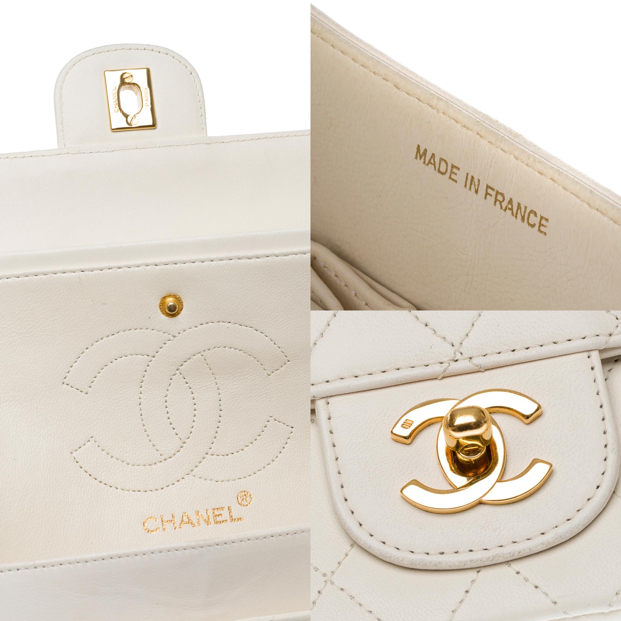 Chanel Timeless Double flap shoulder bag in White Quilted Lambskin leather, GHW 2