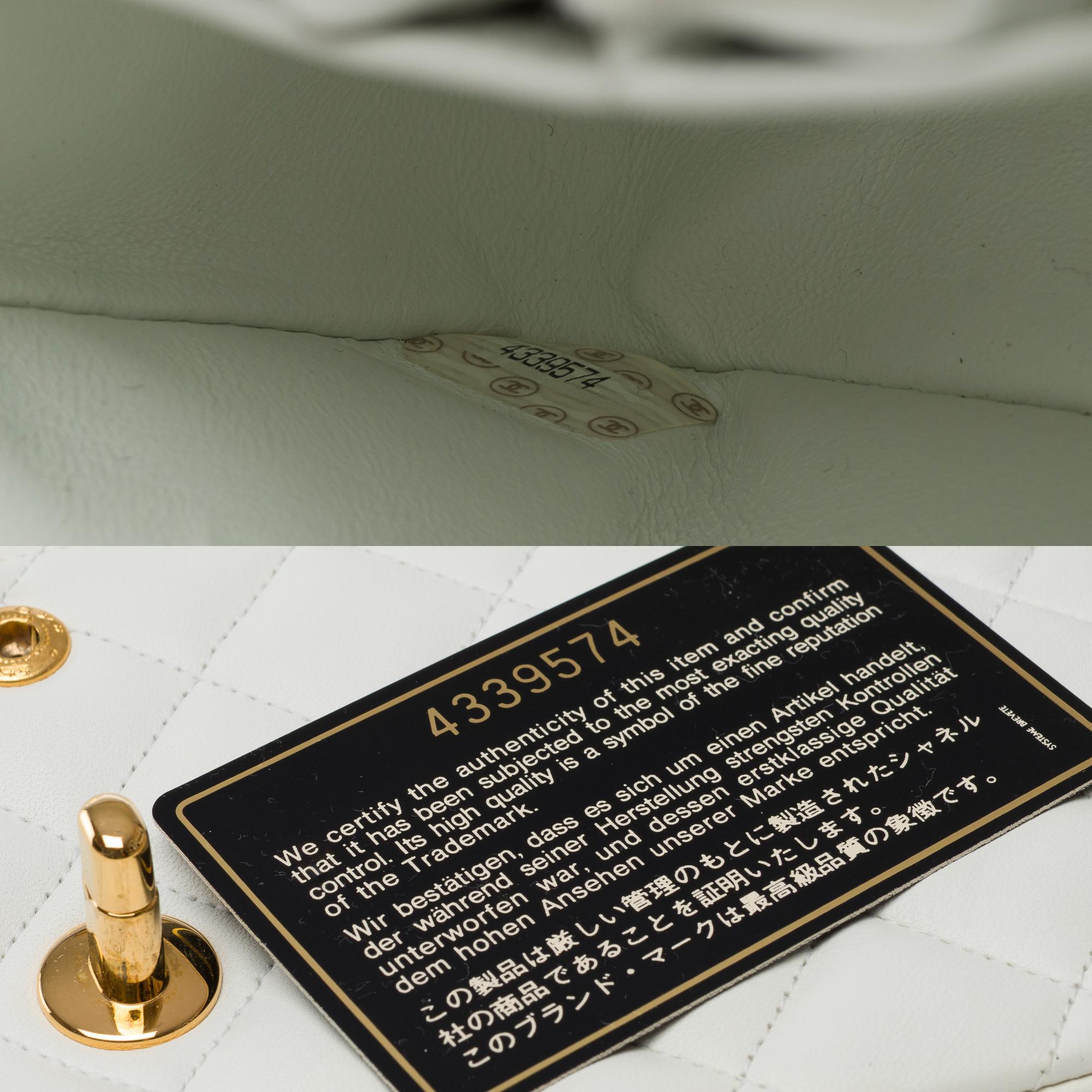Chanel Timeless Double flap shoulder bag in White Quilted Lambskin leather, GHW 3