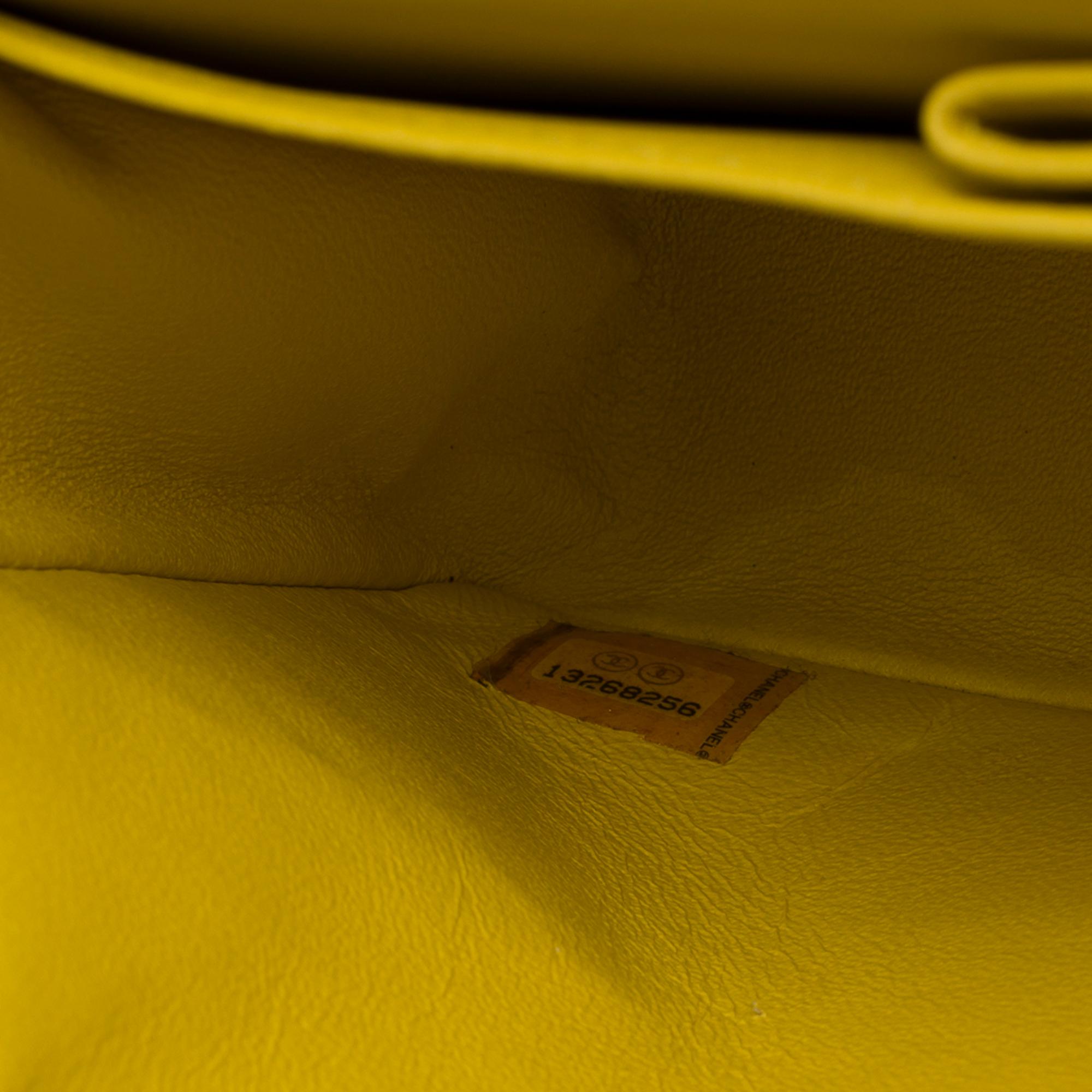 Chanel Timeless bolso de doble solapa en piel de cordero acolchada amarilla , PHW 2