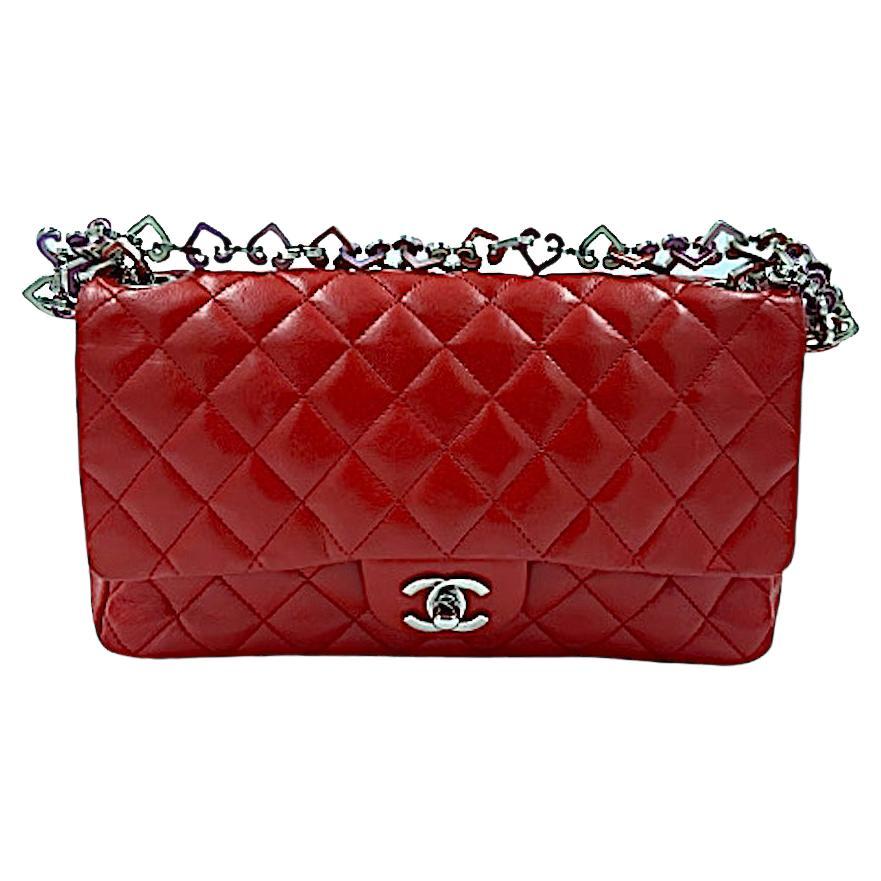 CHANEL Timeless Flapbag in red lambskin Leather