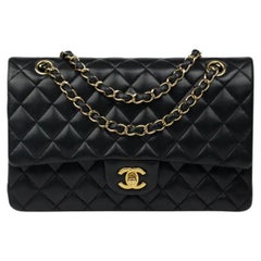 CHANEL, Timeless in black leather