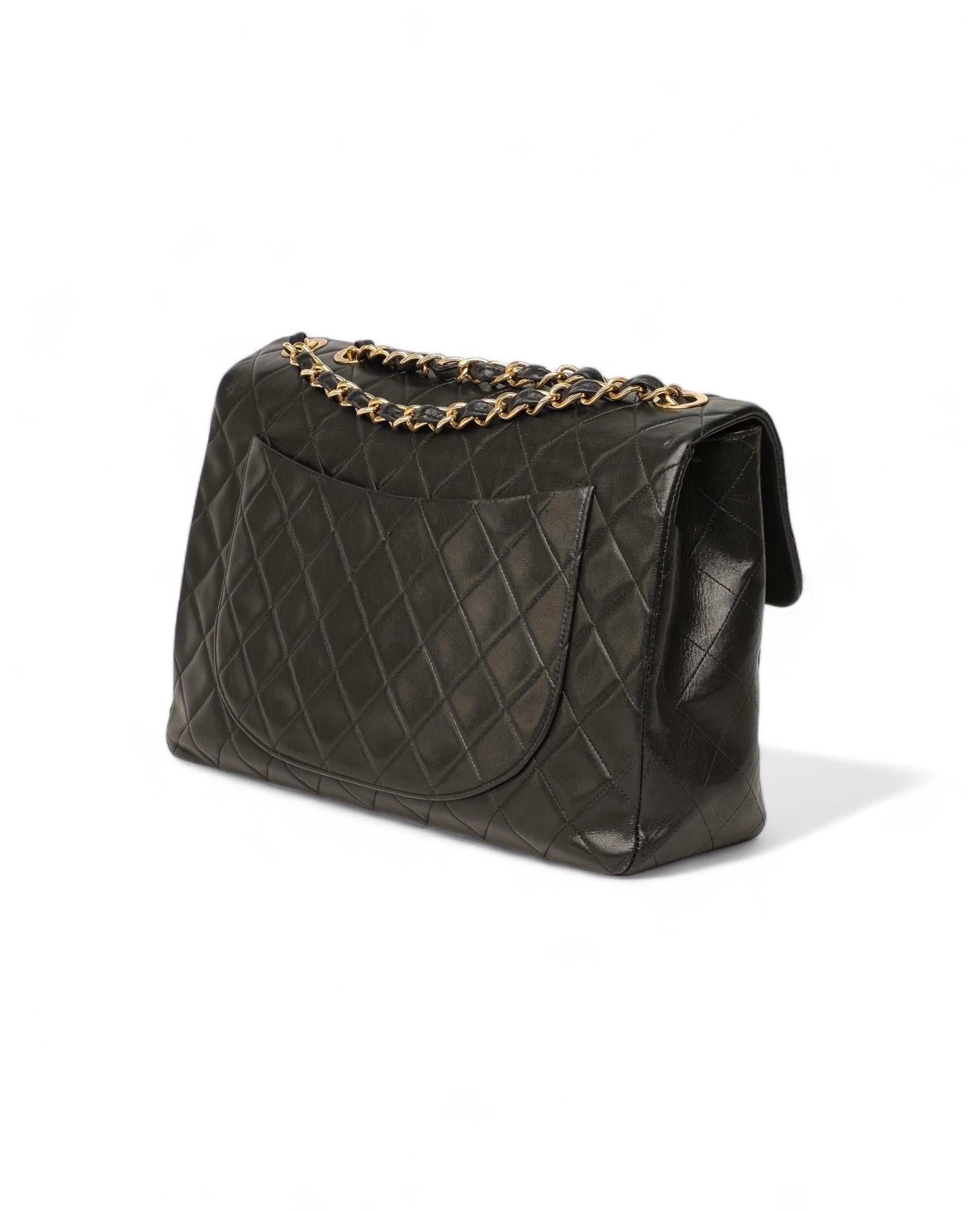 Chanel Timeless Jumbo Big Logo Flap Vintage Borsa A Spalla For Sale 1