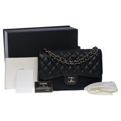 Chanel Timeless Jumbo double flap bag in black quilted caviar leather, SHW