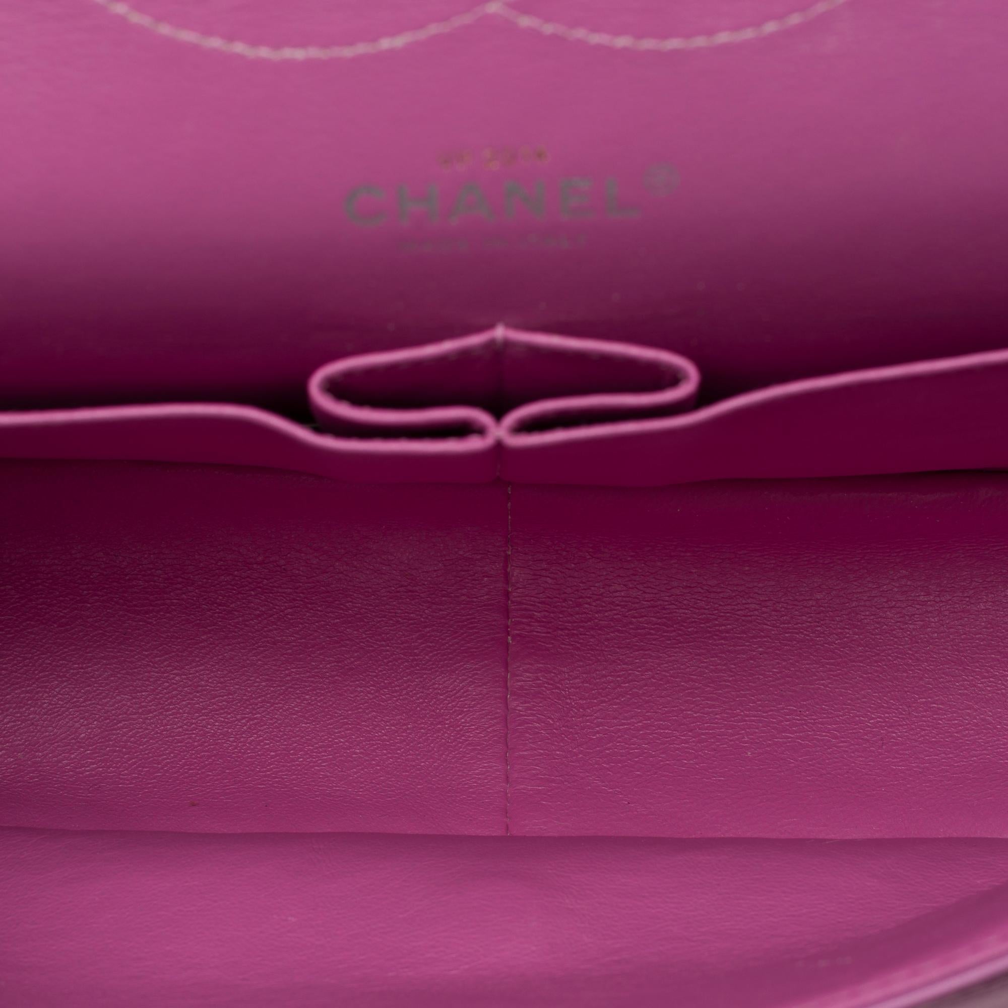 Chanel Timeless Jumbo double flap in lilac quilted lambskin leather, PHW For Sale 4