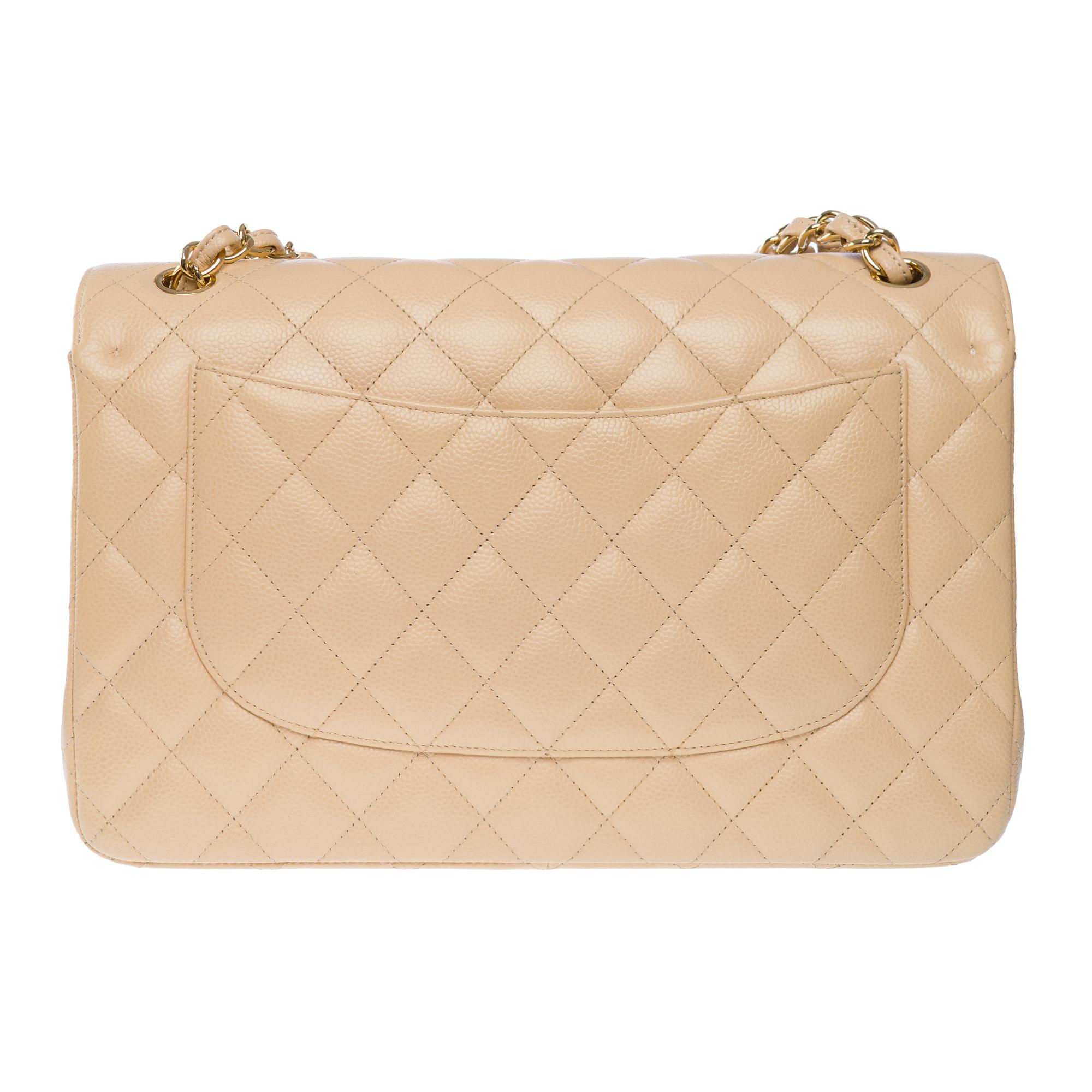 Chanel Timeless Jumbo double flap shoulder bag in Beige Caviar leather , GHW In Excellent Condition In Paris, IDF