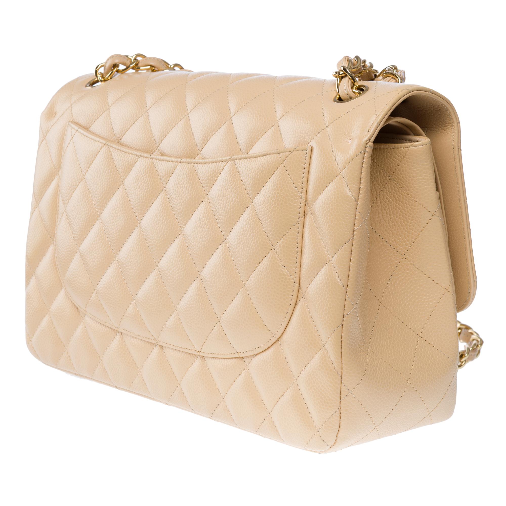 Chanel Timeless Jumbo double flap shoulder bag in Beige Caviar leather , GHW 1