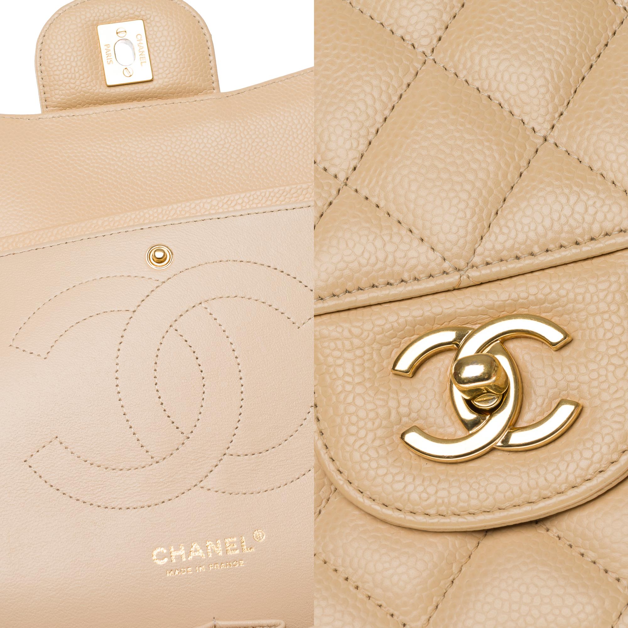 Chanel Timeless Jumbo double flap shoulder bag in Beige Caviar leather , GHW 2