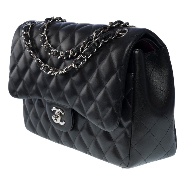 Chanel Timeless Jumbo double flap shoulder bag in black quilted lamb  leather, SHW For Sale at 1stDibs