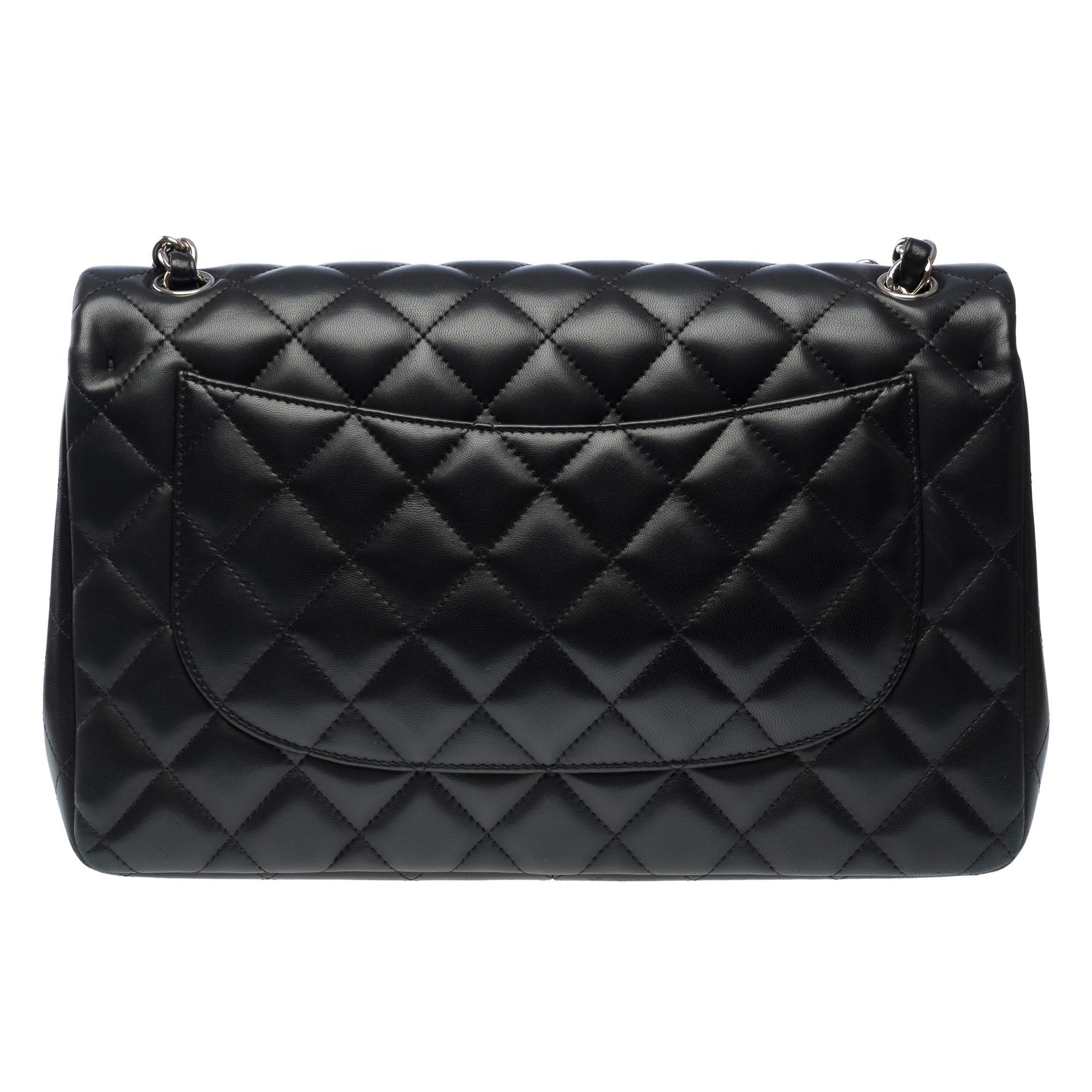Women's Chanel Timeless Jumbo double flap shoulder bag in black quilted lambskin , SHW For Sale