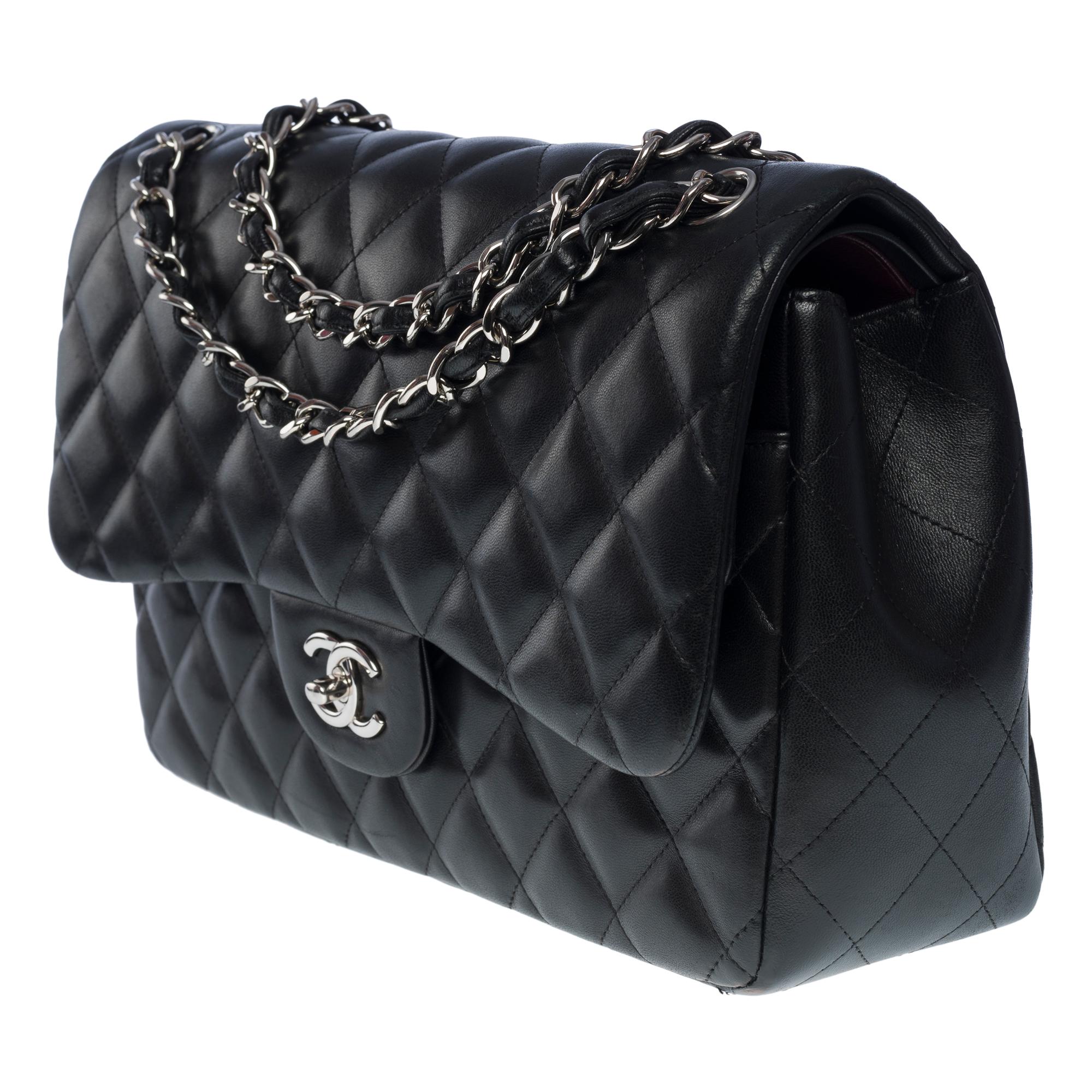 Women's Chanel Timeless Jumbo double flap shoulder bag in black quilted lambskin , SHW For Sale