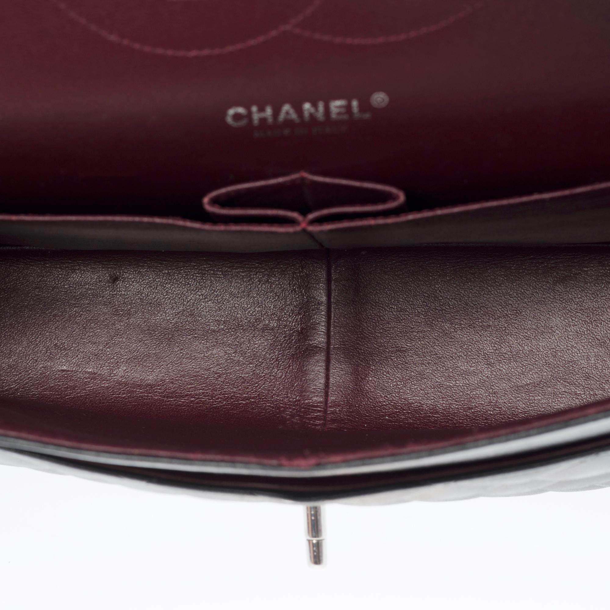 Chanel Timeless Jumbo Umhängetasche mit doppelter Klappe aus schwarzem gestepptem Lammfell , SHW 4