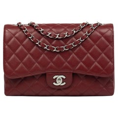 CHANEL, Zeitloser Jumbo aus rotem Leder