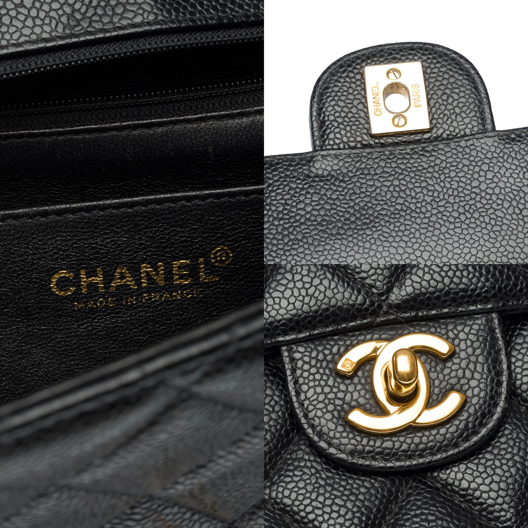 Chanel Timeless Jumbo single flap shoulder bag in black caviar leather, GHW For Sale 2