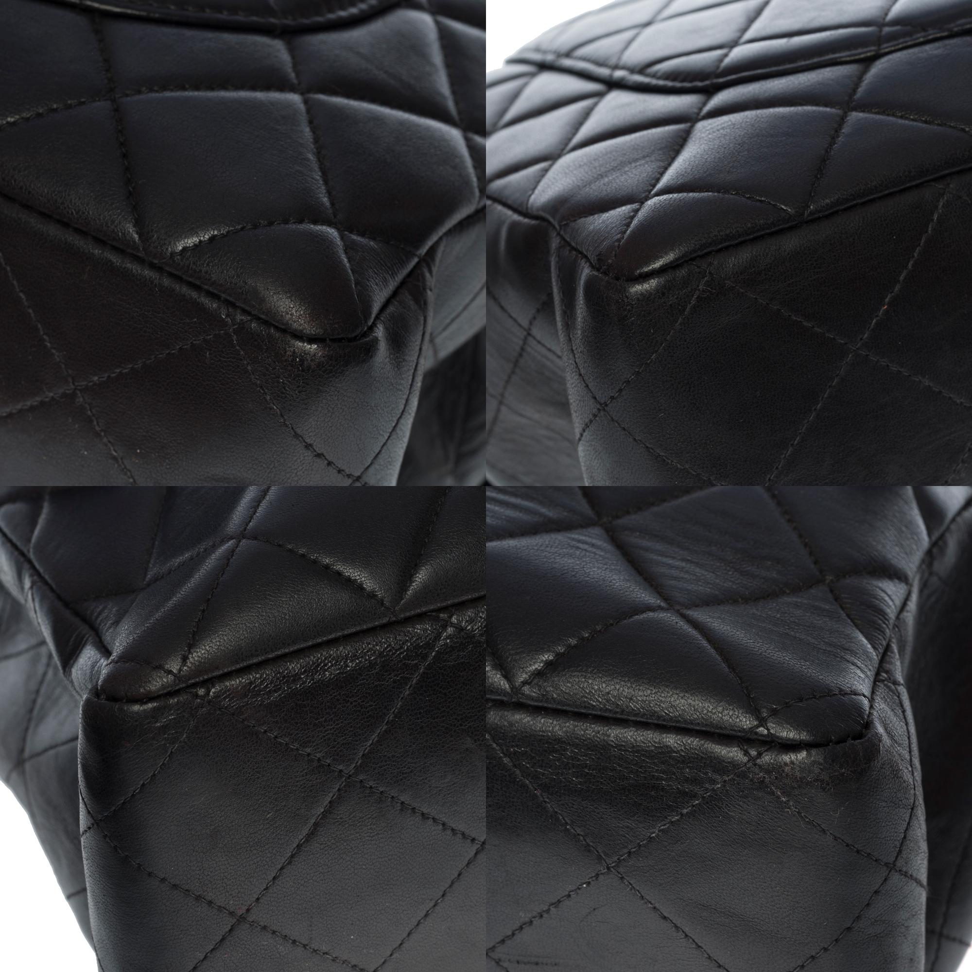 Chanel Timeless Jumbo single flap shoulder bag in black quilted lambskin, GHW For Sale 5