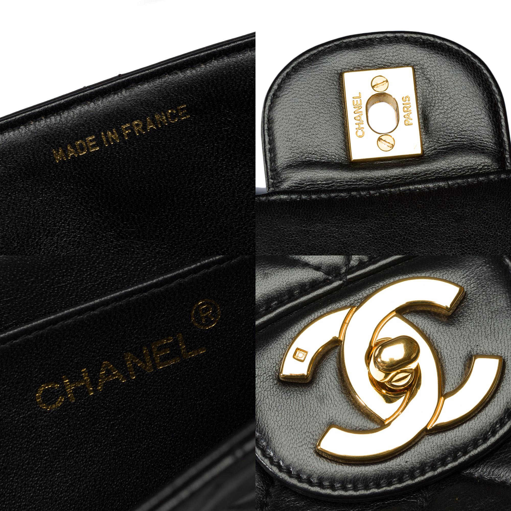 Chanel Timeless Jumbo single flap shoulder bag in black quilted lambskin, GHW 3