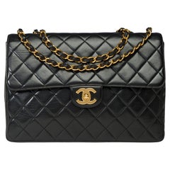 Chanel Timeless Jumbo single flap shoulder bag in black quilted lambskin, GHW