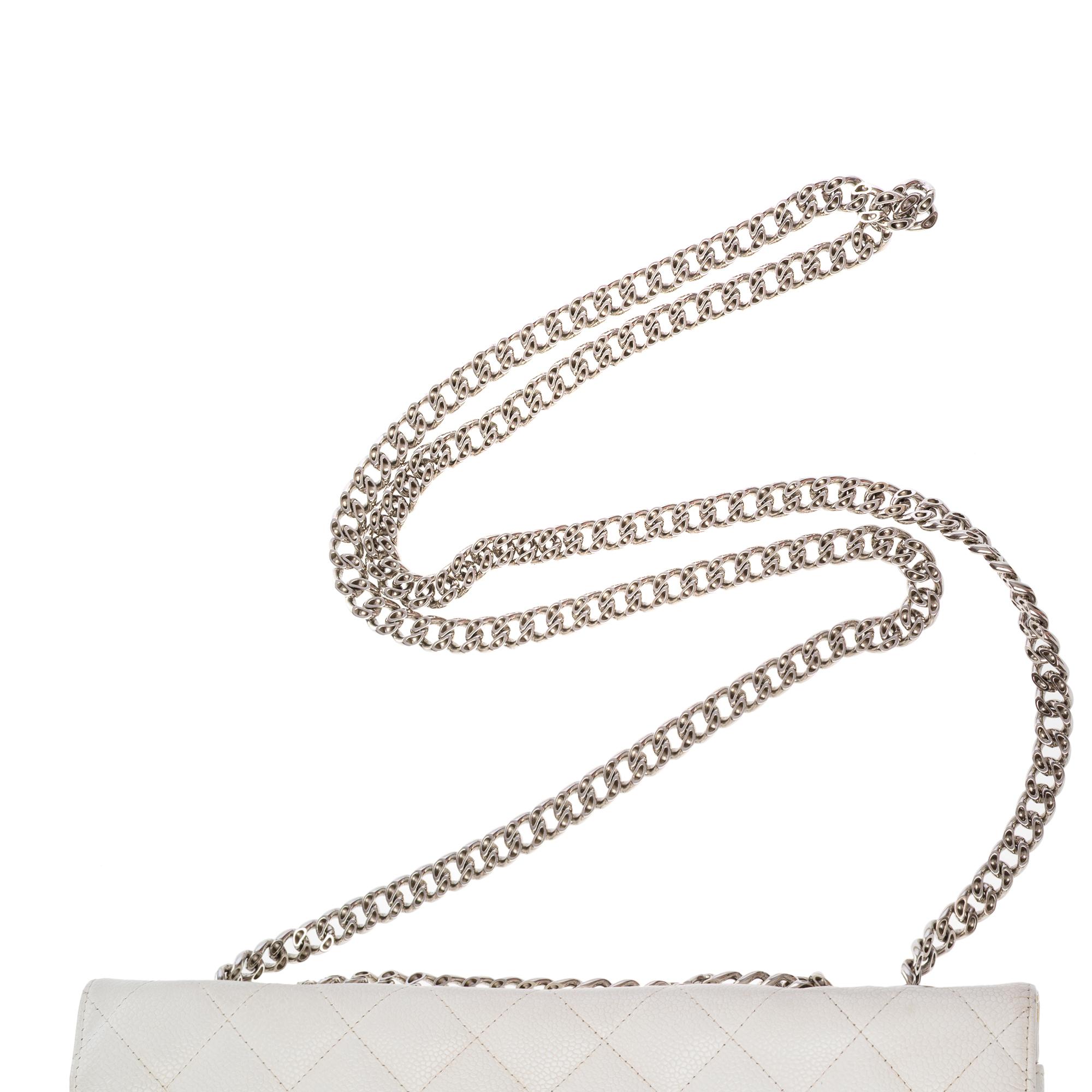 Chanel Timeless Jumbo single flap shoulder bag in White Caviar leather , PHW For Sale 5