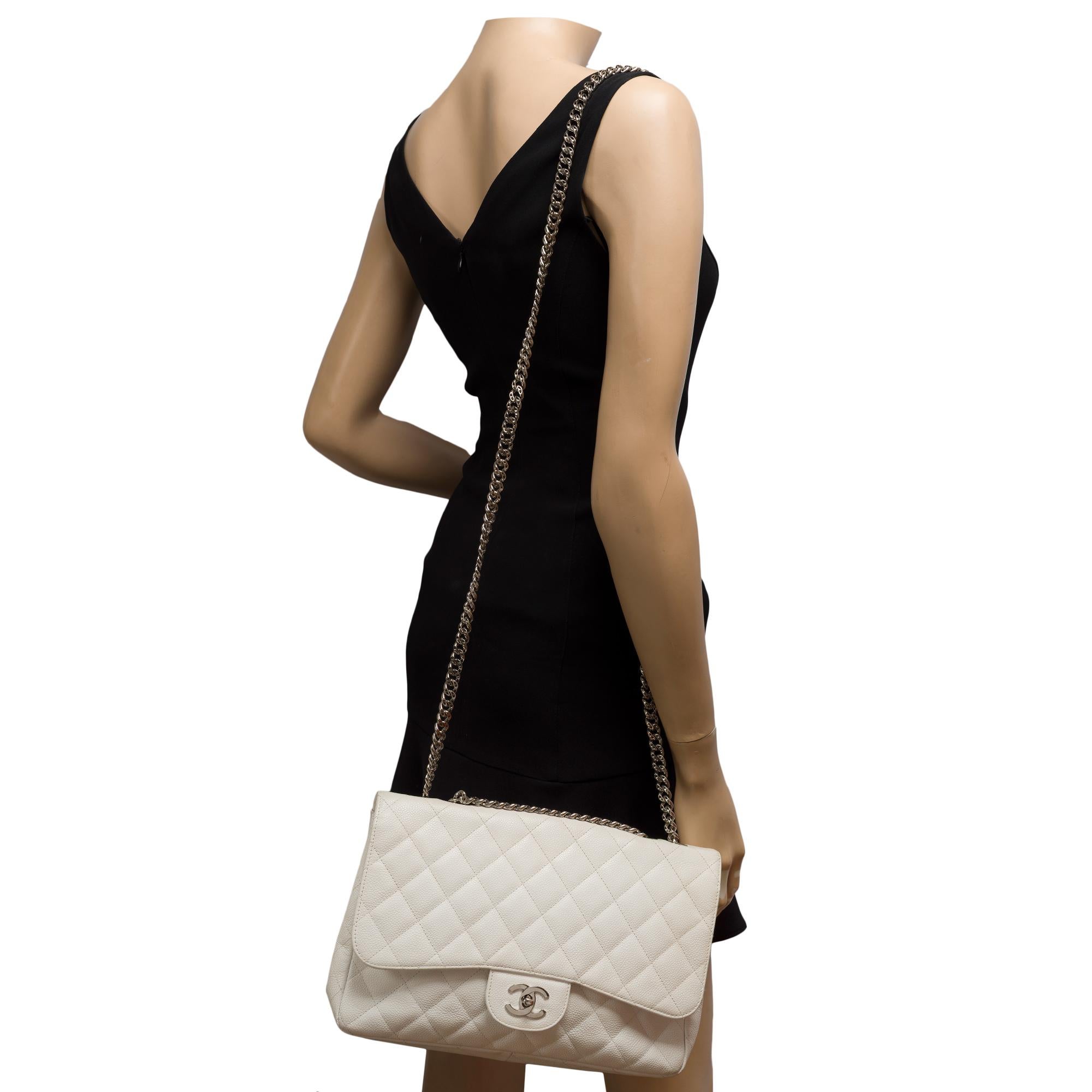 Chanel Timeless Jumbo single flap shoulder bag in White Caviar leather , PHW For Sale 8