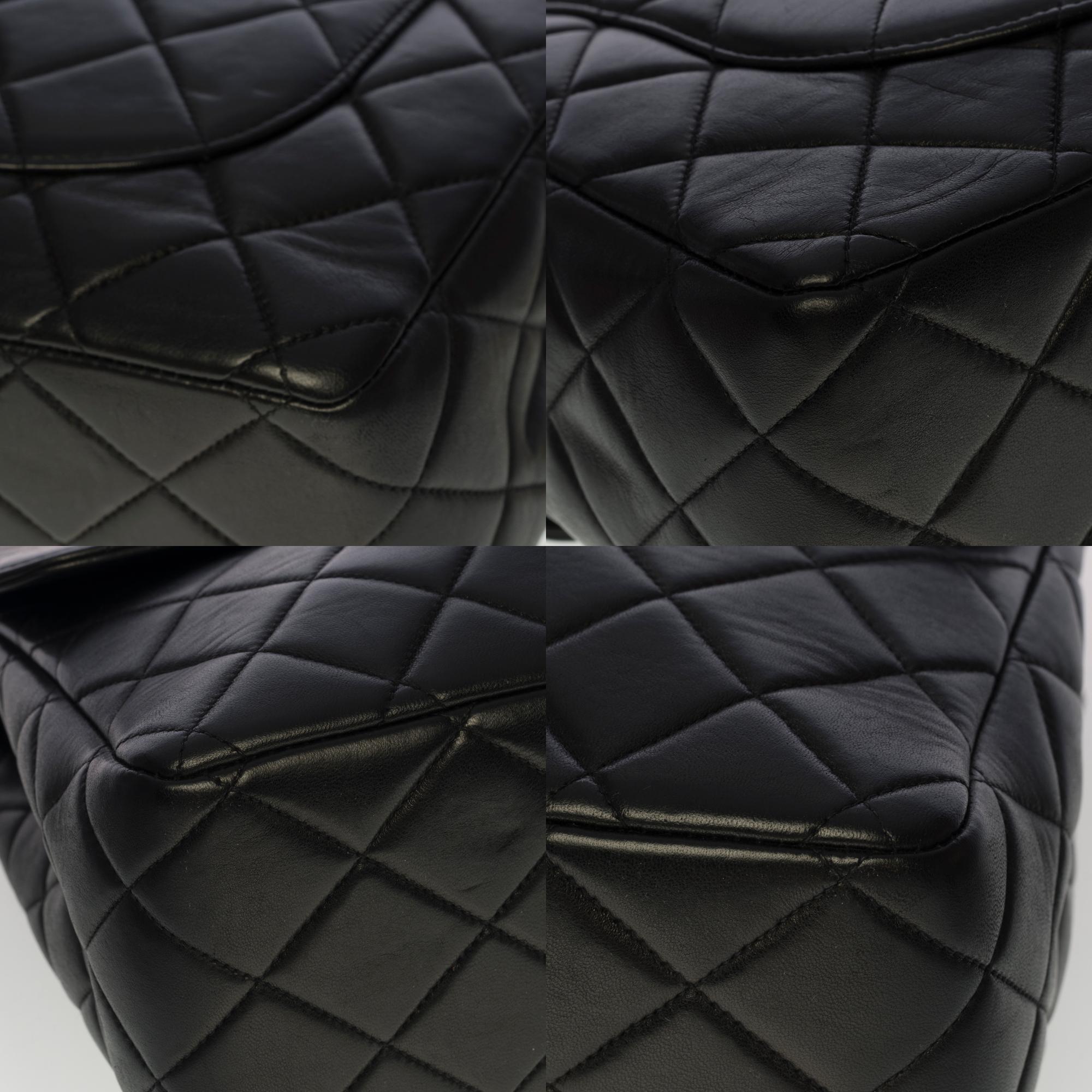 Chanel Timeless Jumbo single shoulder flap bag in black quilted lambskin, GHW For Sale 5