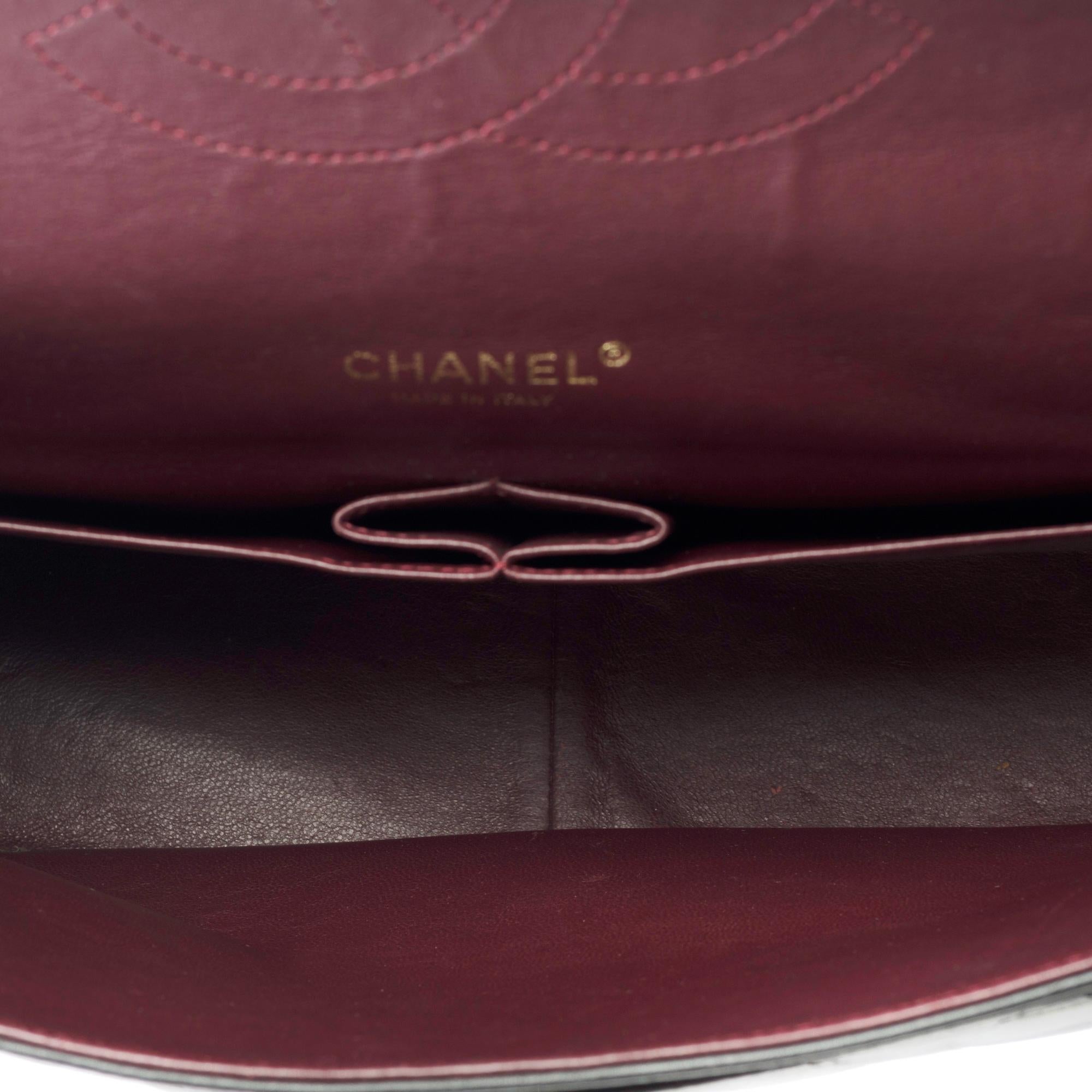 Chanel Timeless Maxi Jumbo Umhängetasche mit doppeltem Überschlag aus gestepptem schwarzem Lammleder, GHW im Angebot 5