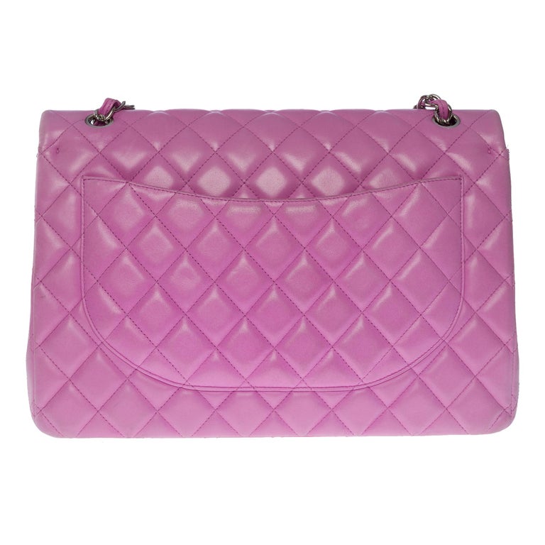 Chanel Timeless Maxi Jumbo single flap in lilac quilted lambskin leather,  SHW
