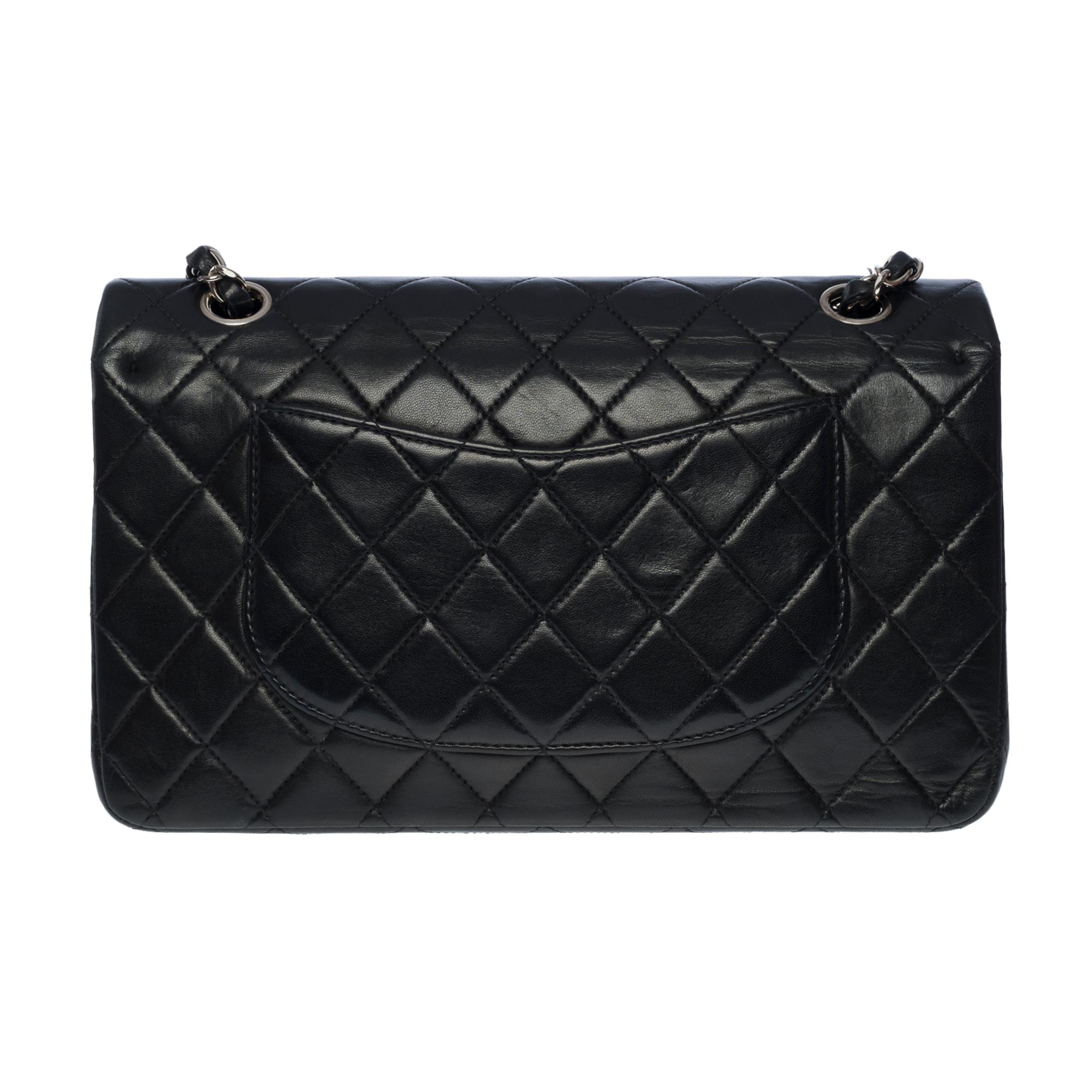 Chanel Timeless Medium 25cm double flap shoulder bag in black lambskin, SHW In Good Condition In Paris, IDF