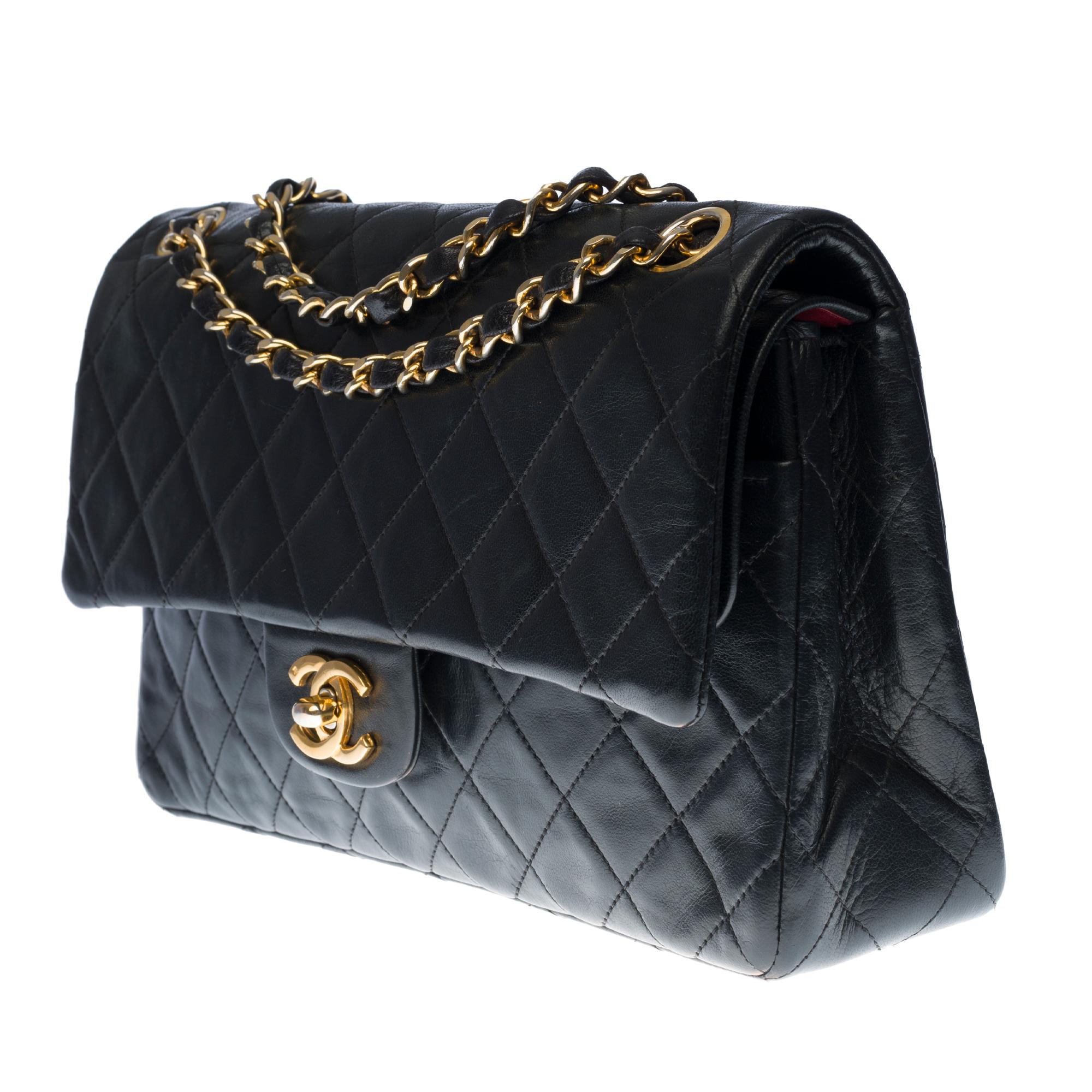 Chanel Timeless Medium Double Flap Shoulder bag in black quilted lambskin, GHW In Good Condition In Paris, IDF