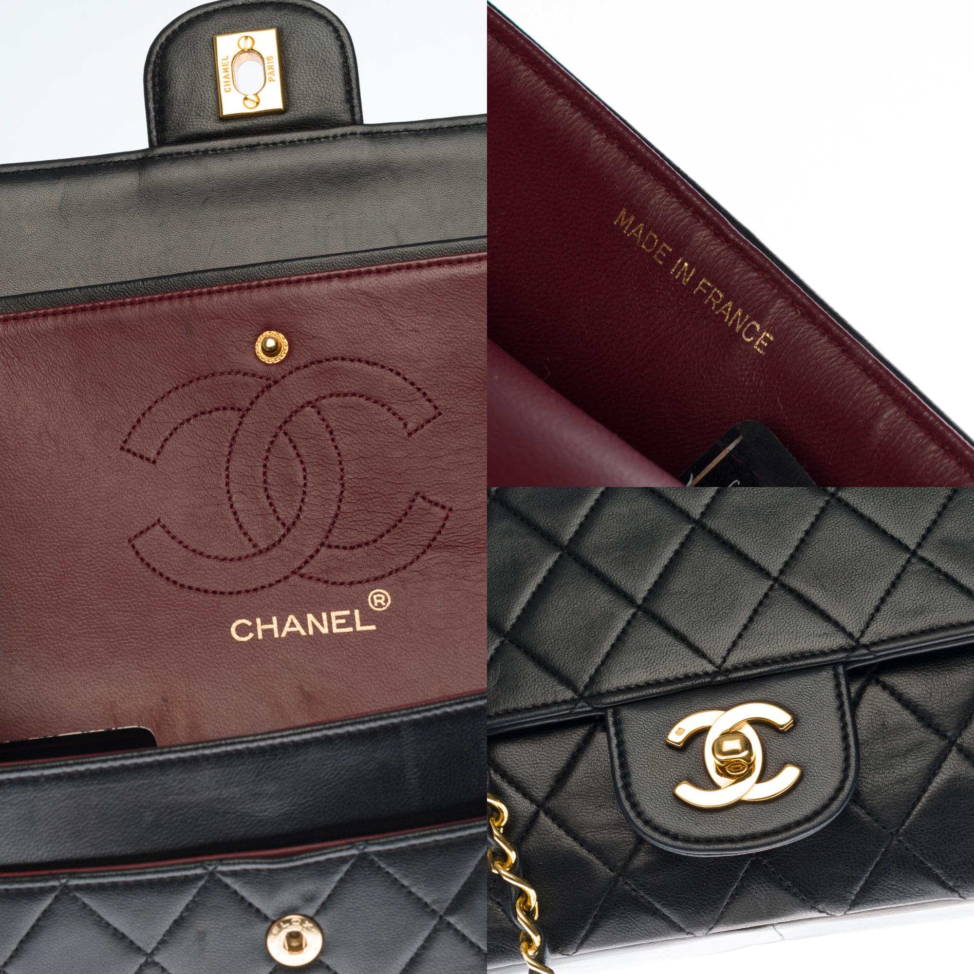 Chanel Timeless Medium double flap shoulder bag in black quilted lambskin, GHW 1