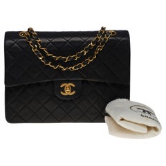 Chanel Timeless Medium double flap shoulder bag in black quilted lambskin, GHW