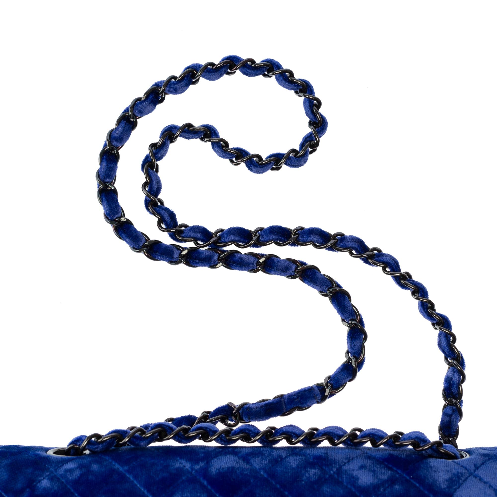 Chanel Timeless Medium double flap shoulder bag in blue quilted velvet , BHW For Sale 6